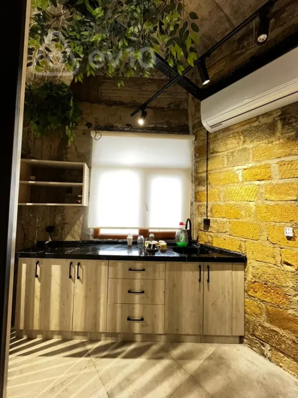 Kirayə verilir 3 otaqlı ofis 110 m²