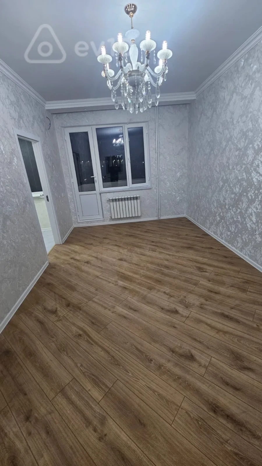 Kirayə verilir 2 otaqlı köhnə tikili 65 m²