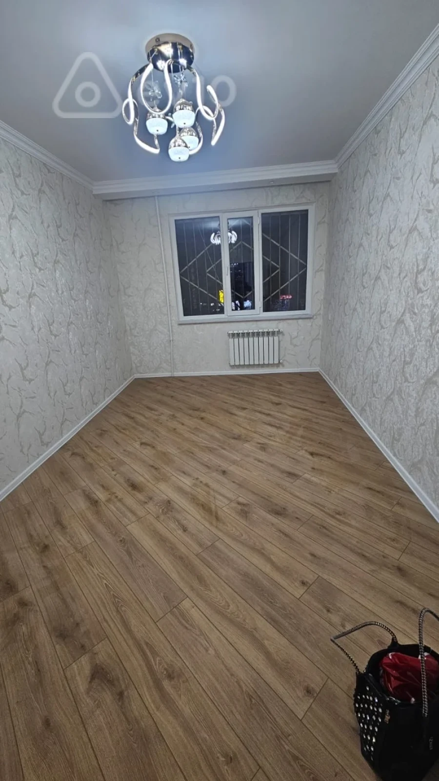 Kirayə verilir 2 otaqlı köhnə tikili 65 m²