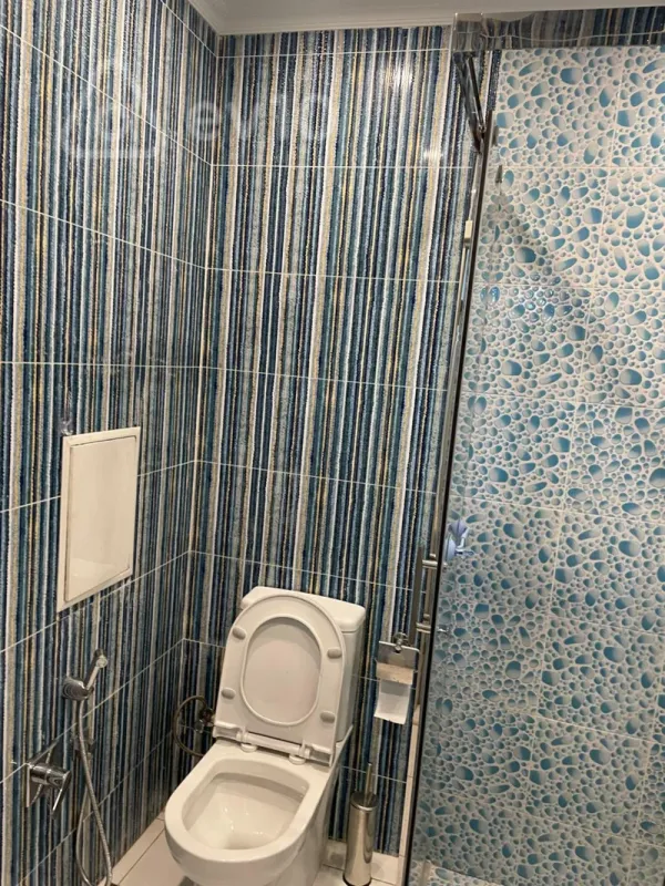 Kirayə verilir 2 otaqlı köhnə tikili 70 m²