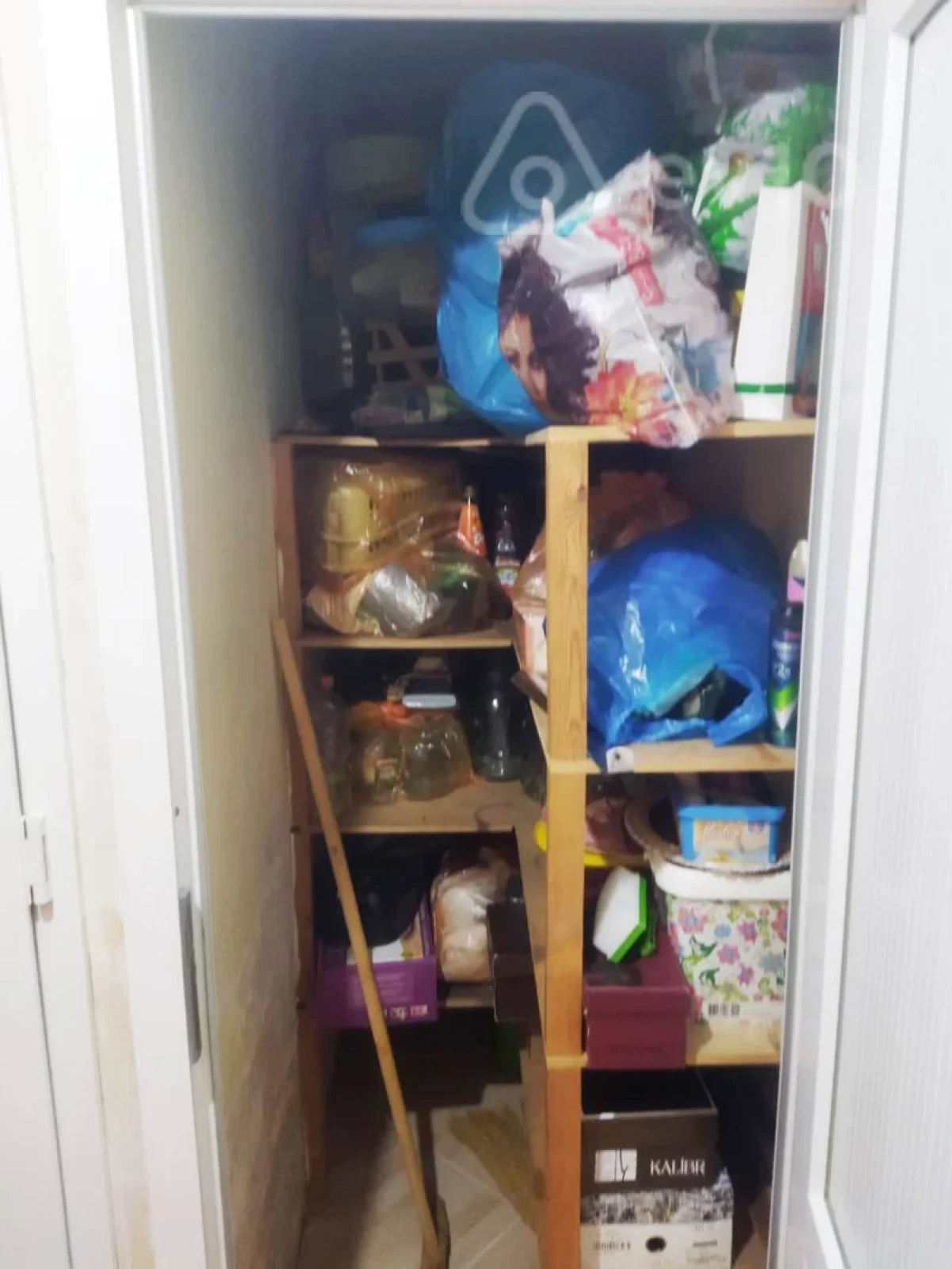 Satılır 2 otaqlı köhnə tikili 60 m²