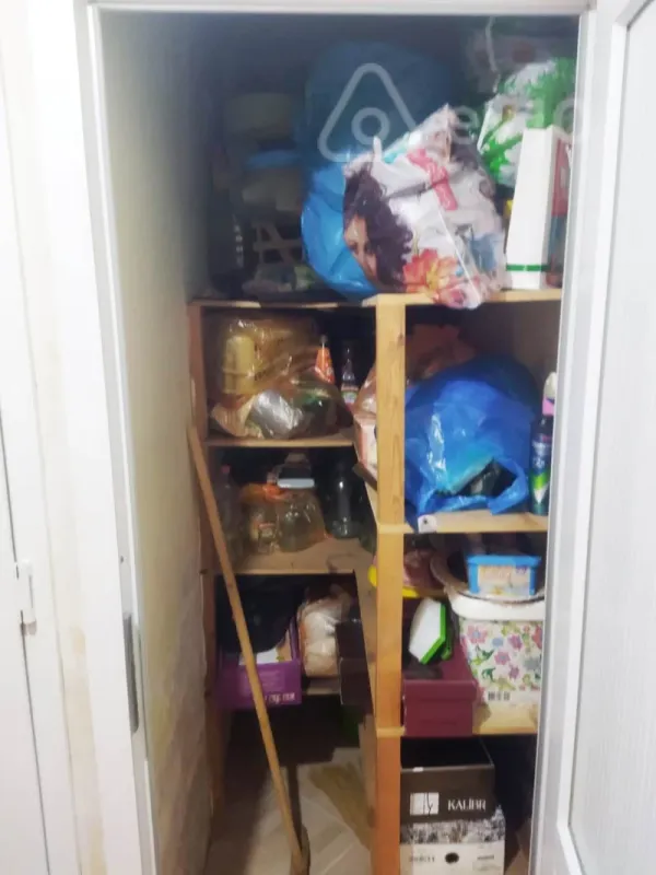 Satılır 2 otaqlı köhnə tikili 60 m²