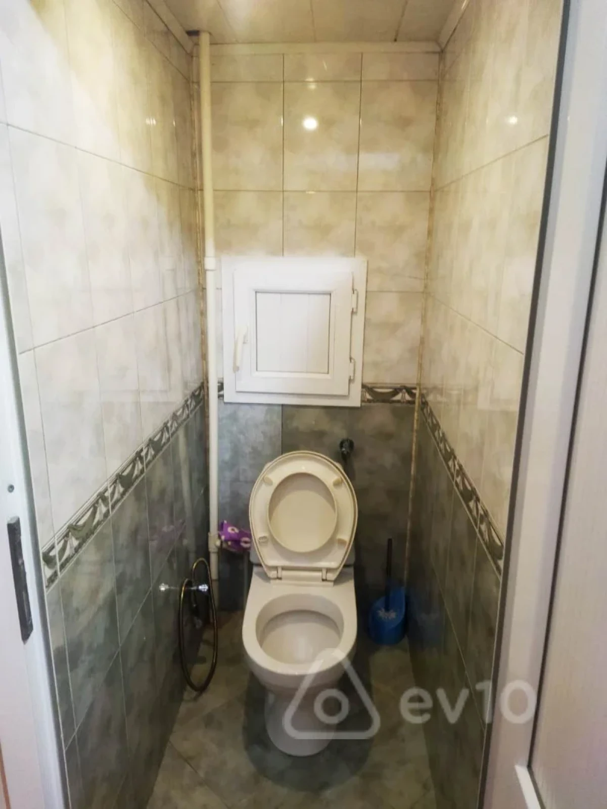 Satılır 2 otaqlı köhnə tikili 60 m²