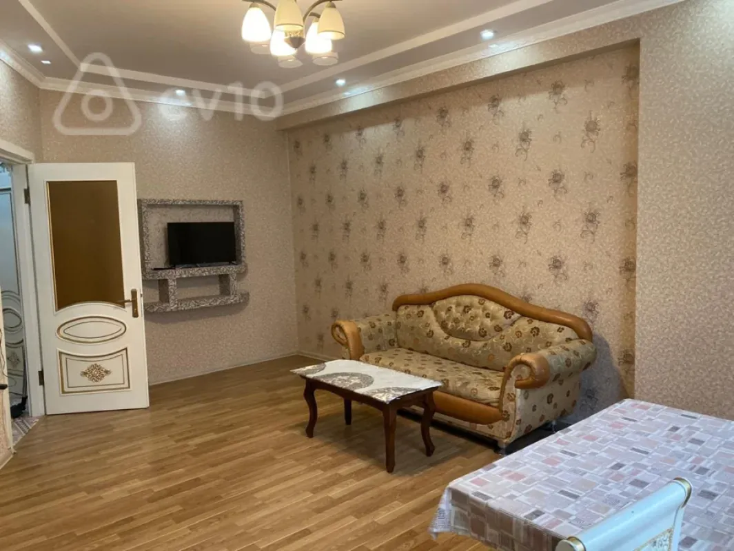 Kirayə verilir 2 otaqlı yeni tikili 64 m²