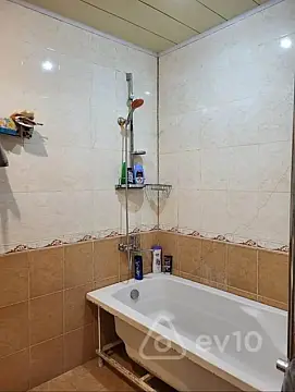 Satılır 2 otaqlı yeni tikili 74 m²