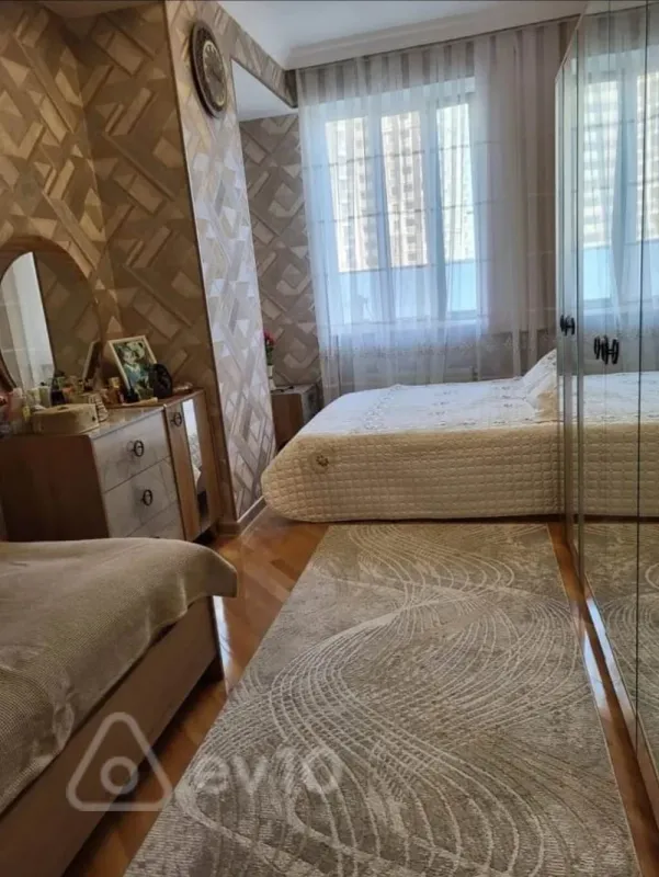 Satılır 2 otaqlı yeni tikili 74 m²