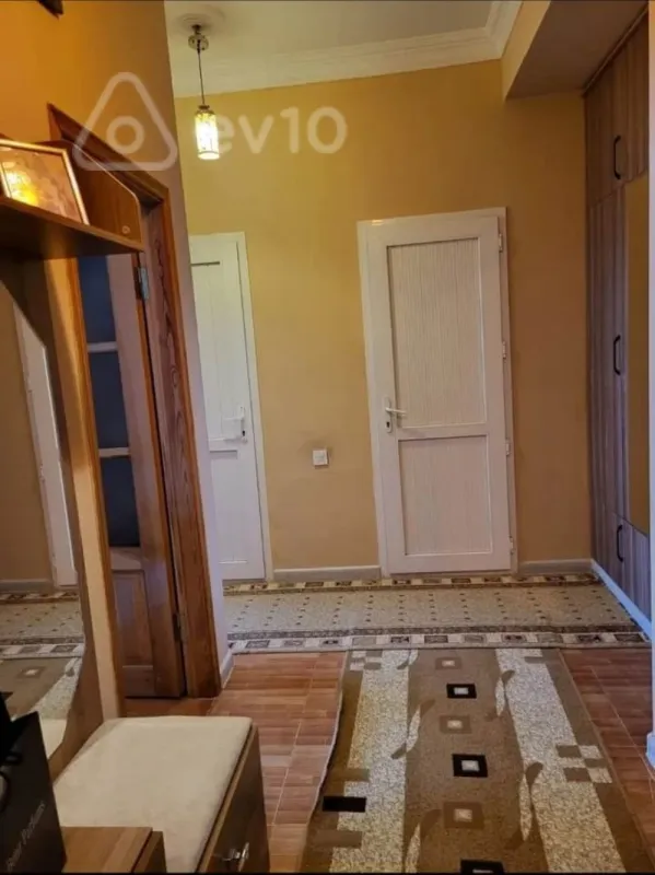 Satılır 2 otaqlı yeni tikili 74 m²
