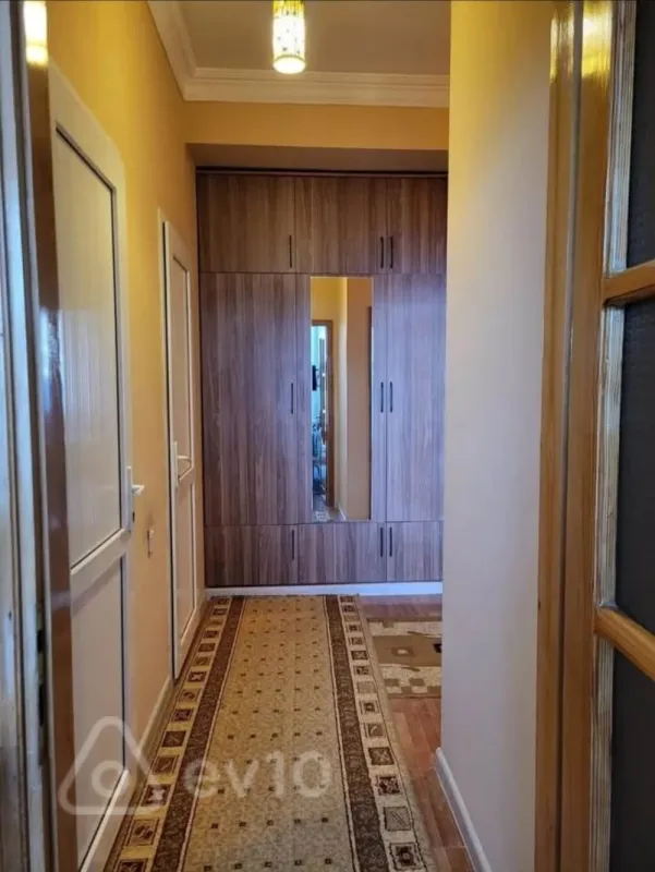 Satılır 2 otaqlı yeni tikili 74 m²