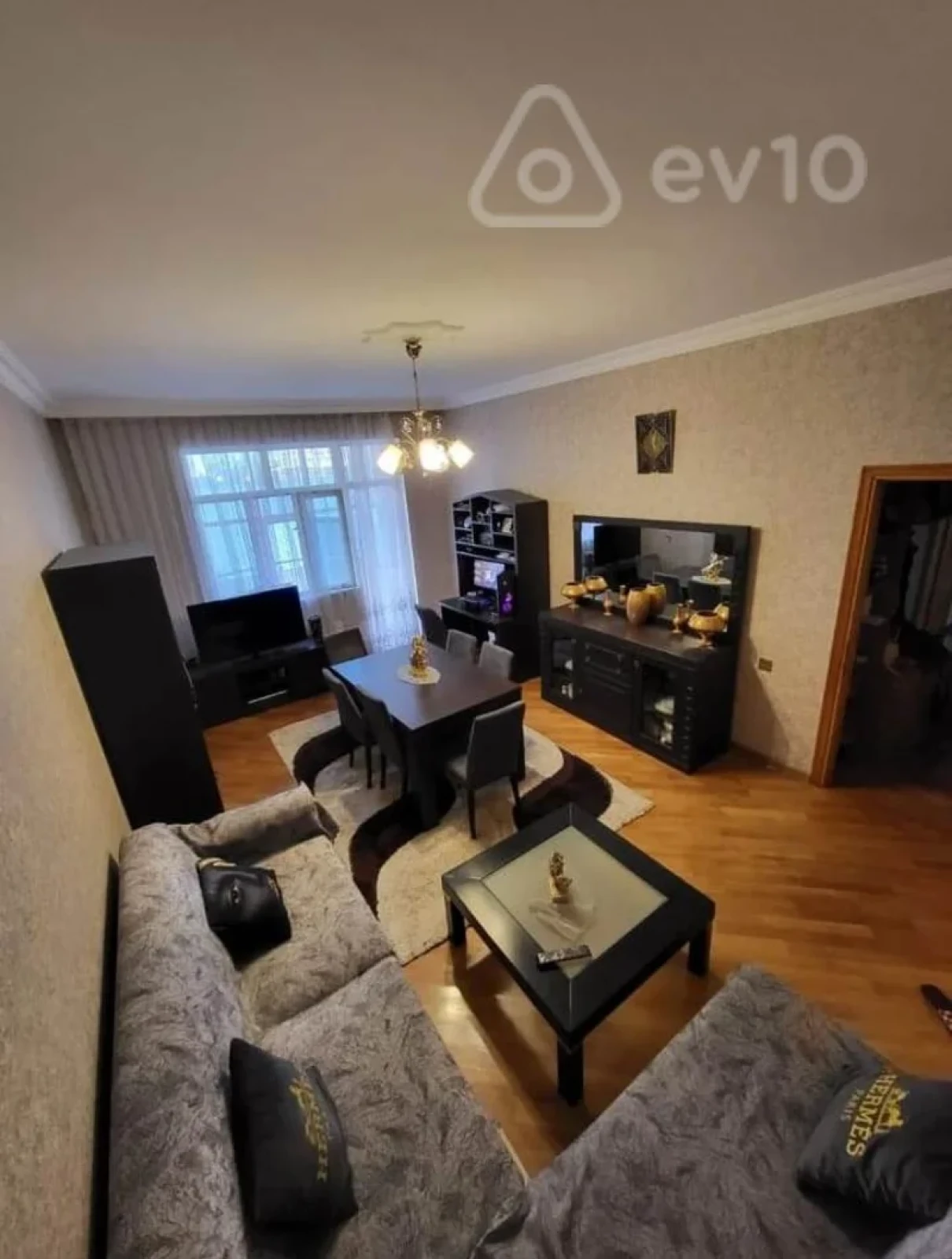 Satılır 2 otaqlı yeni tikili 74 m²