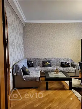 Satılır 2 otaqlı yeni tikili 74 m²