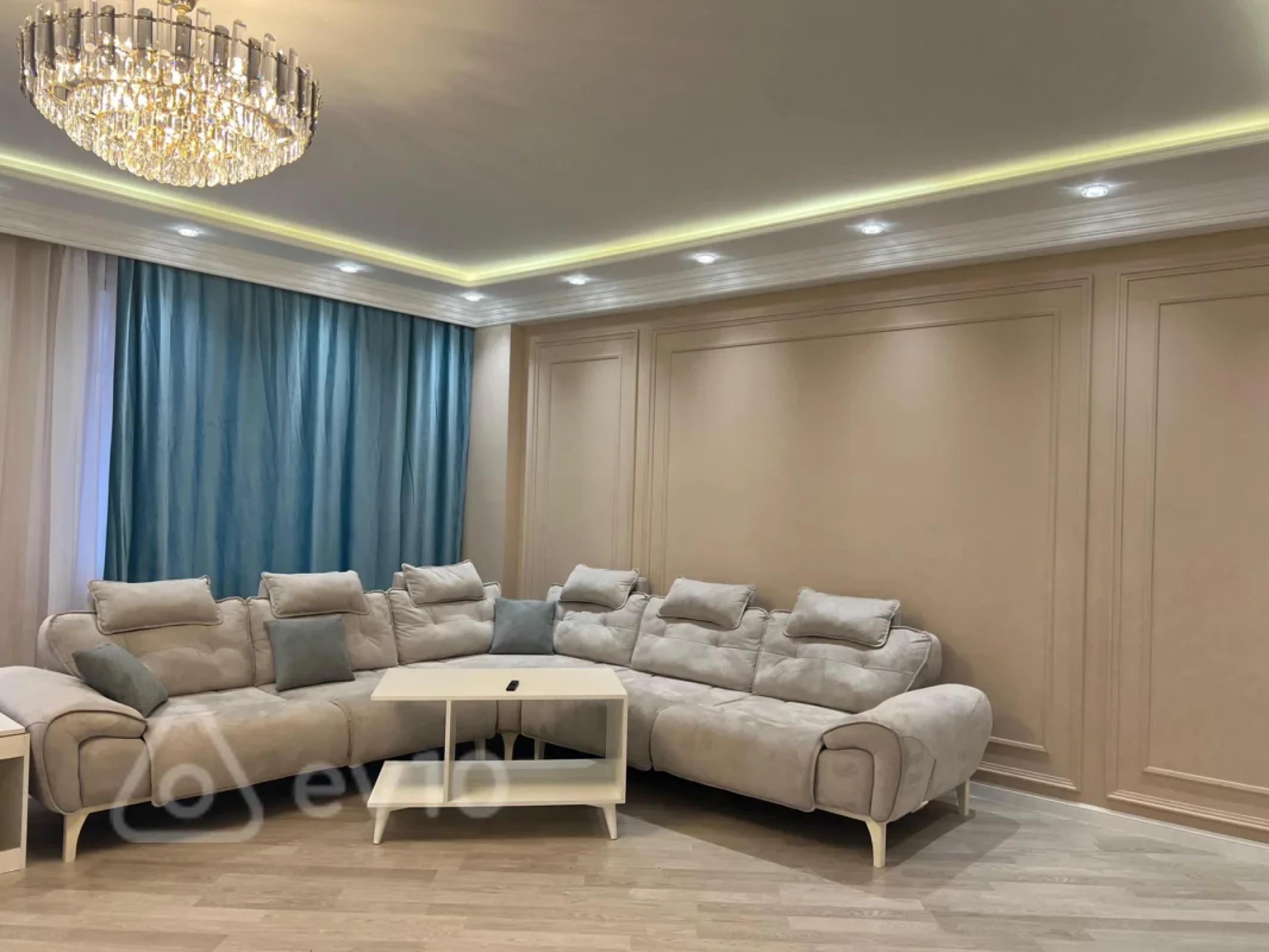 Kirayə verilir 2 otaqlı yeni tikili 65 m²