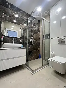 Kirayə verilir 2 otaqlı yeni tikili 65 m²