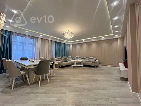 Kirayə verilir 2 otaqlı yeni tikili 65 m²
