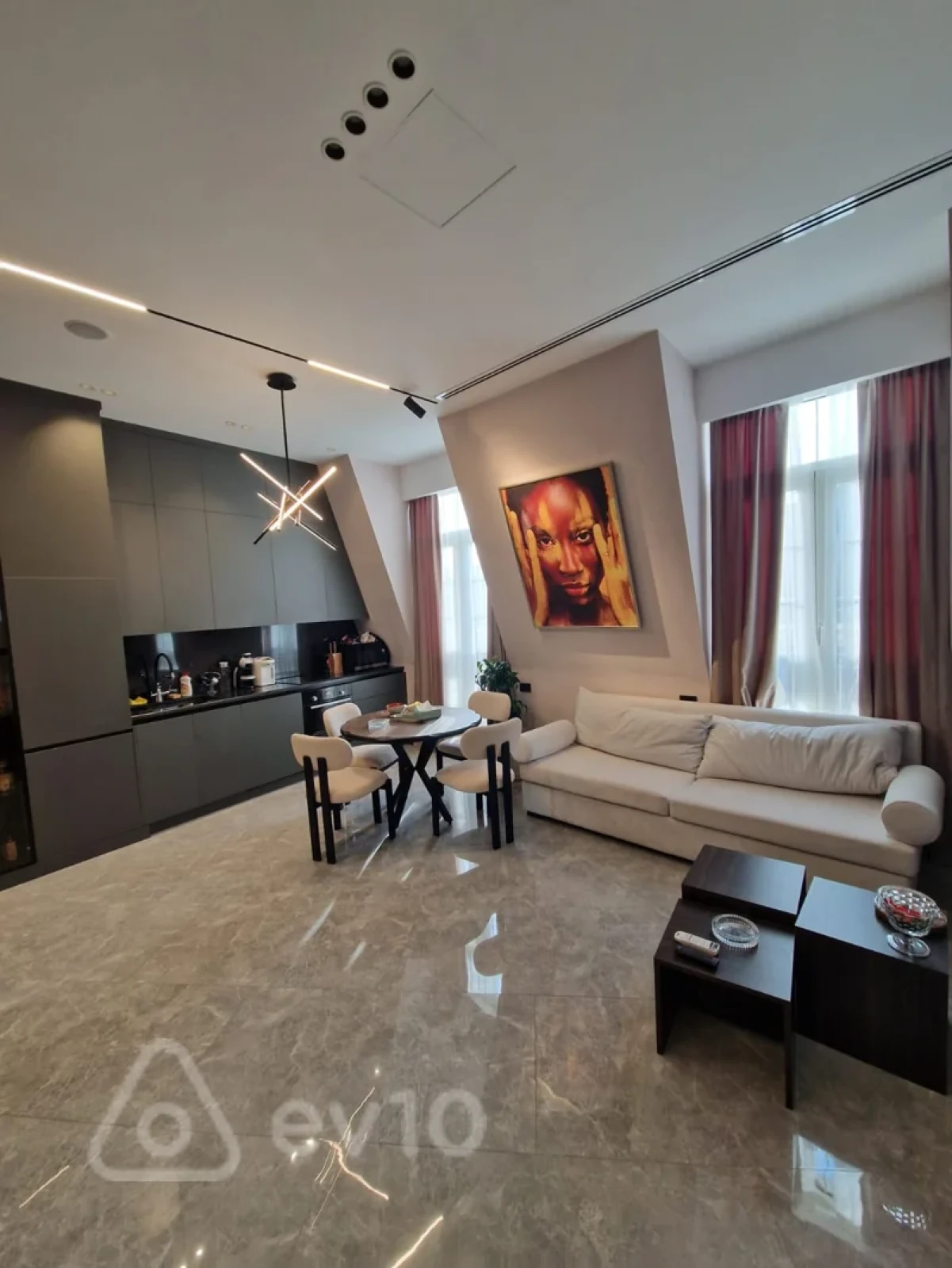 Kirayə verilir 2 otaqlı yeni tikili 70 m²