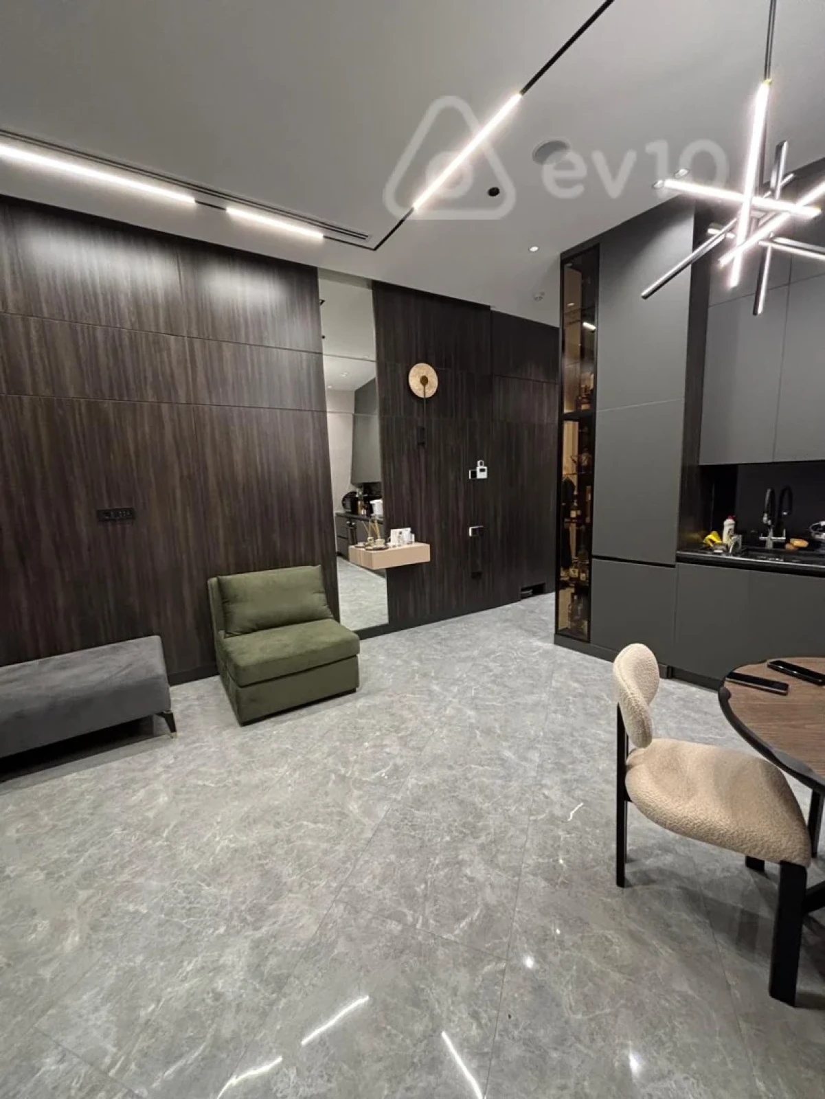 Kirayə verilir 2 otaqlı yeni tikili 70 m²