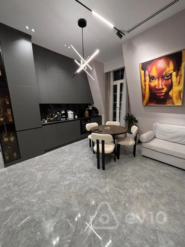 Kirayə verilir 2 otaqlı yeni tikili 70 m²