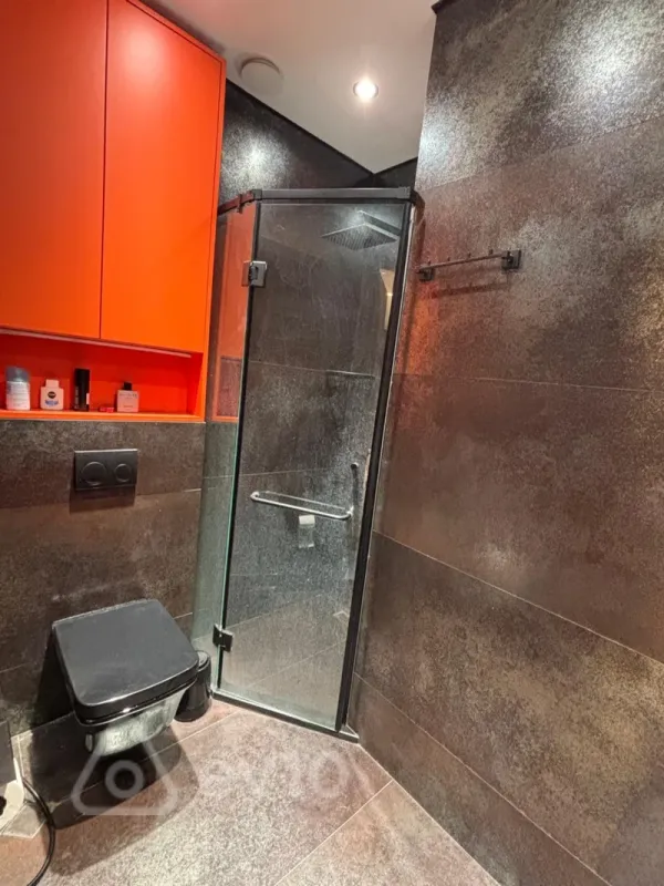 Kirayə verilir 2 otaqlı yeni tikili 70 m²