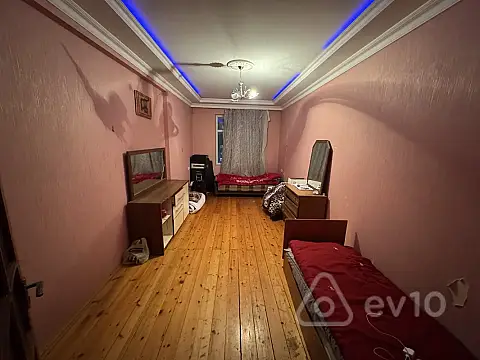 Kirayə verilir 3 otaqlı yeni tikili 100 m²