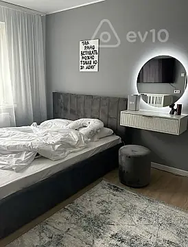 Kirayə verilir 3 otaqlı yeni tikili 130 m²