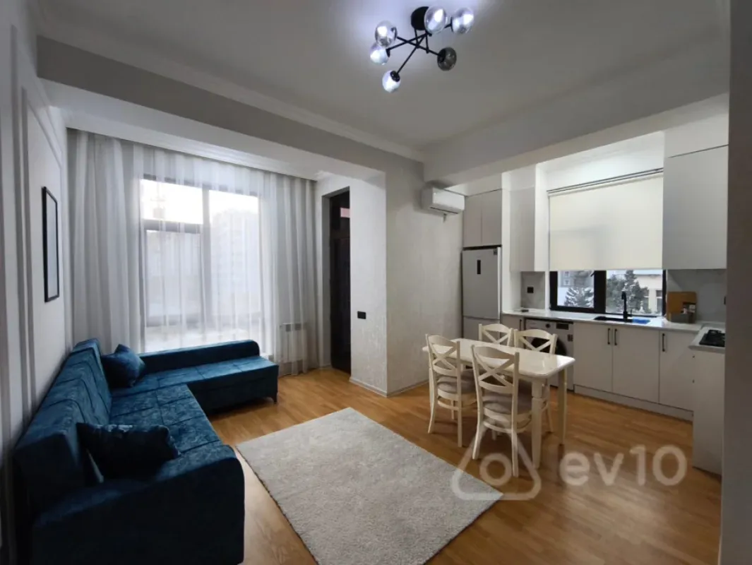 Kirayə verilir 2 otaqlı yeni tikili 68 m²