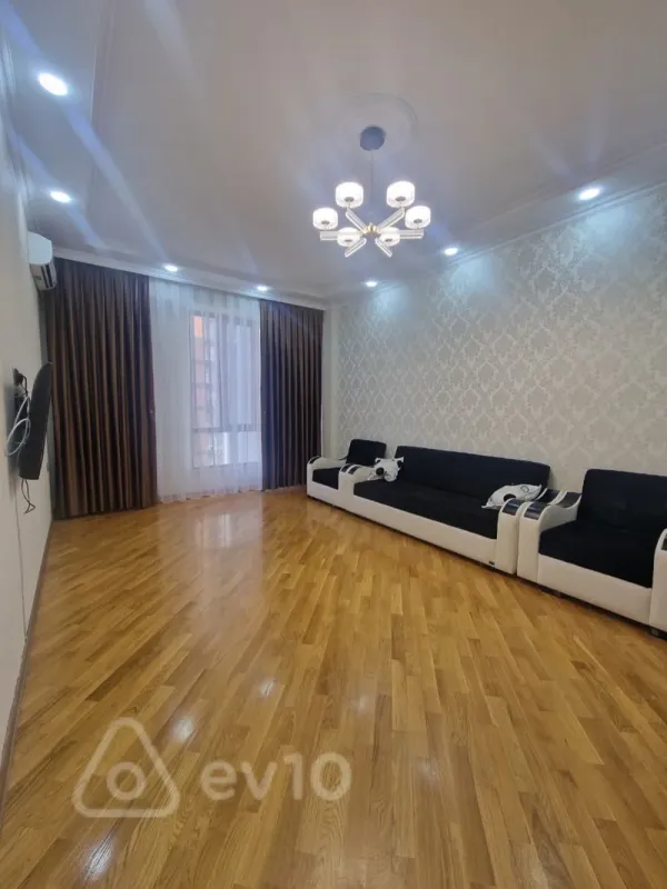 Satılır 2 otaqlı yeni tikili 90 m²