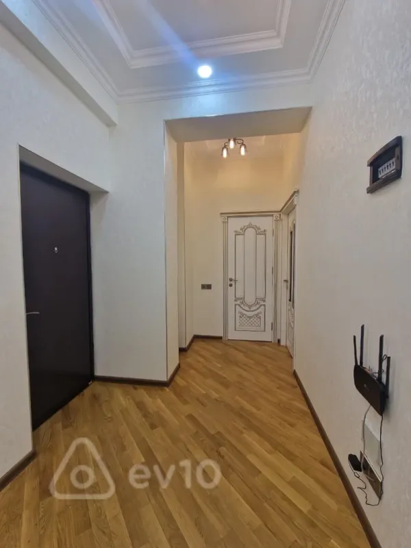 Satılır 2 otaqlı yeni tikili 90 m²