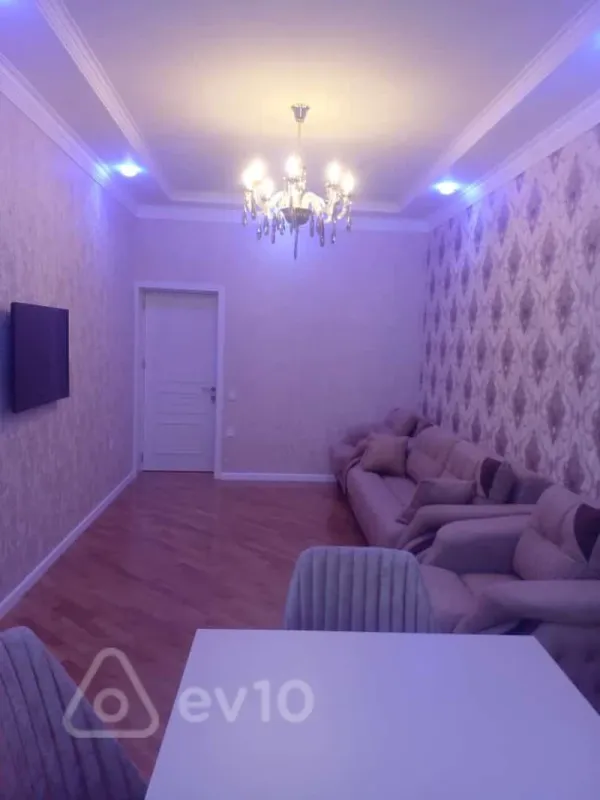 Satılır 2 otaqlı yeni tikili 68 m²