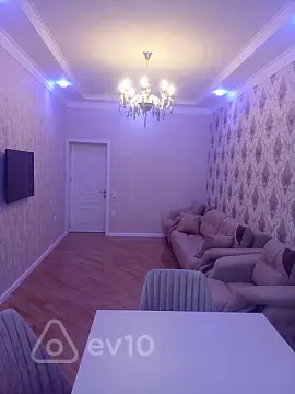 Satılır 2 otaqlı yeni tikili 68 m²