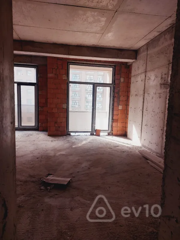 Satılır 2 otaqlı yeni tikili 58 m²