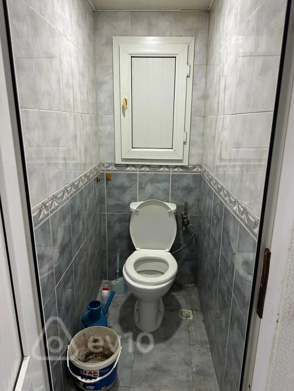 Satılır 1 otaqlı köhnə tikili 40 m²