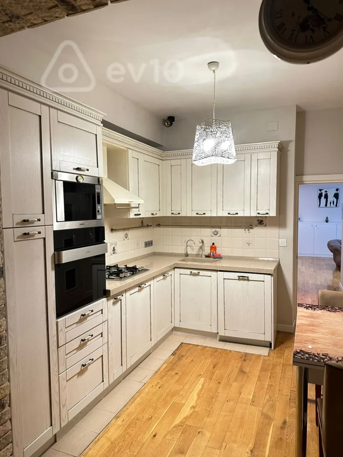 Kirayə verilir 3 otaqlı yeni tikili 120 m²