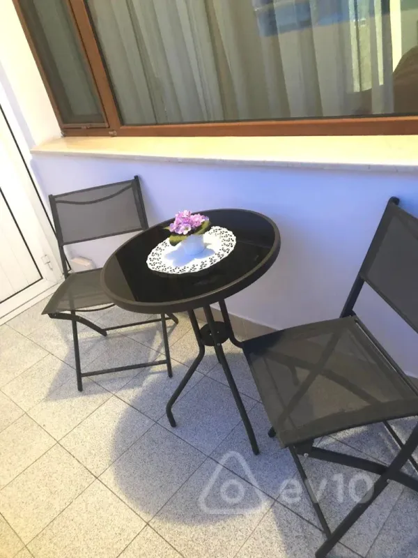 Kirayə verilir 3 otaqlı yeni tikili 120 m²