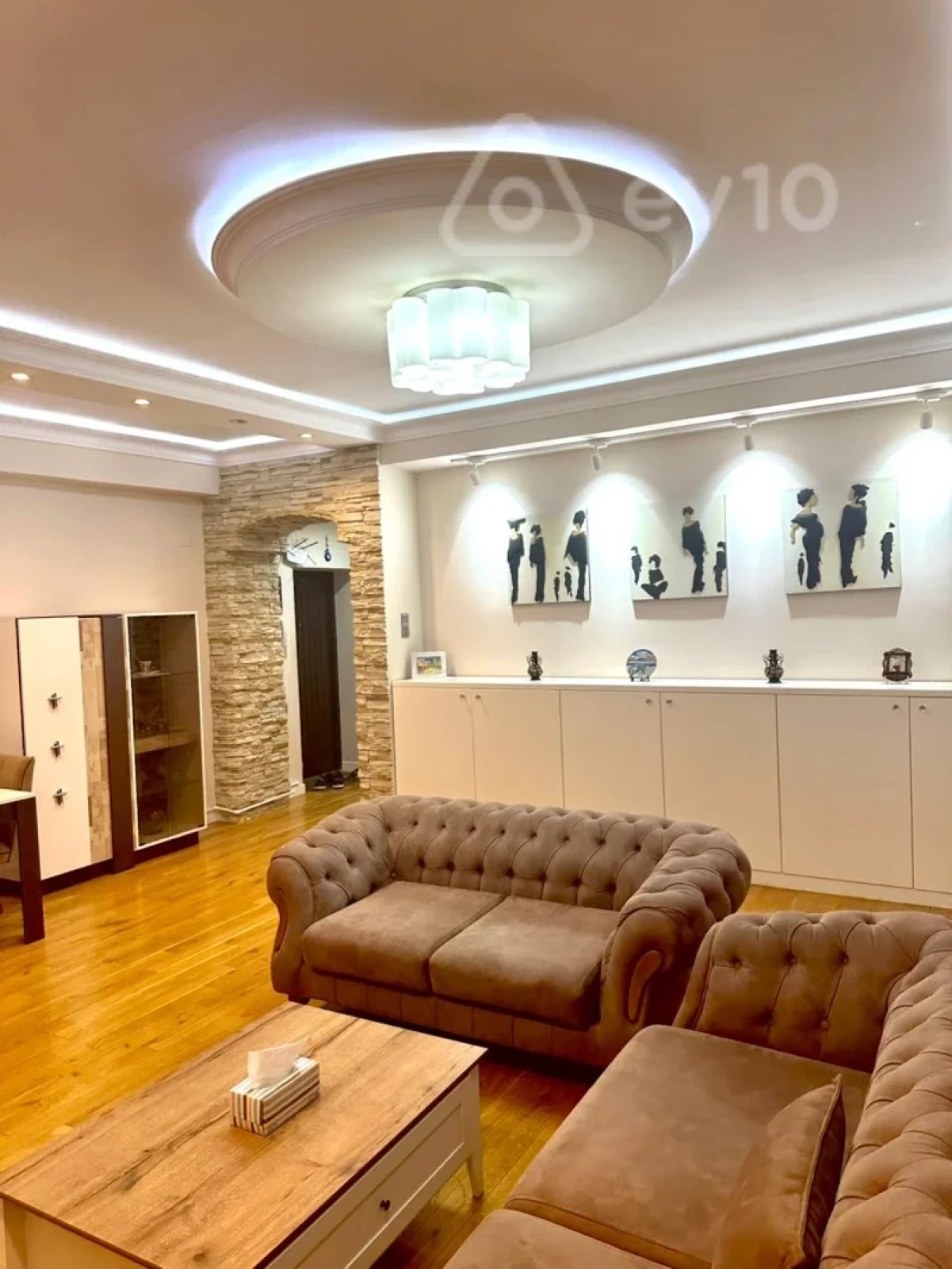 Kirayə verilir 3 otaqlı yeni tikili 120 m²