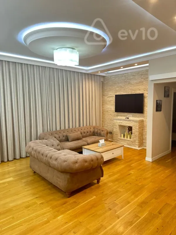 Kirayə verilir 3 otaqlı yeni tikili 120 m²