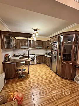 Kirayə verilir 2 otaqlı yeni tikili 55 m²