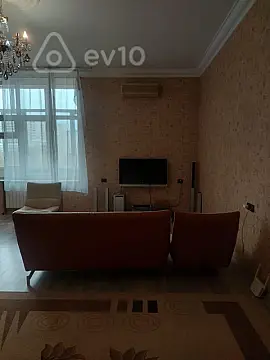 Kirayə verilir 3 otaqlı yeni tikili 120 m²