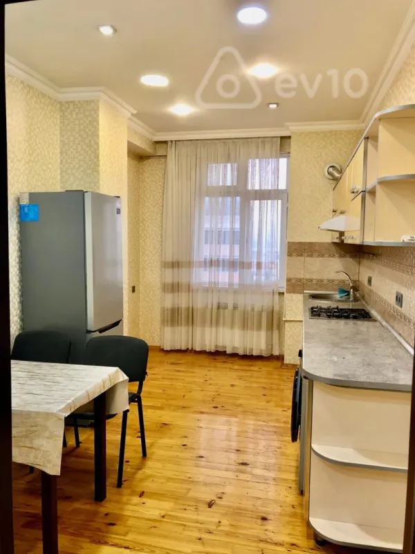 Satılır 3 otaqlı yeni tikili 110 m²