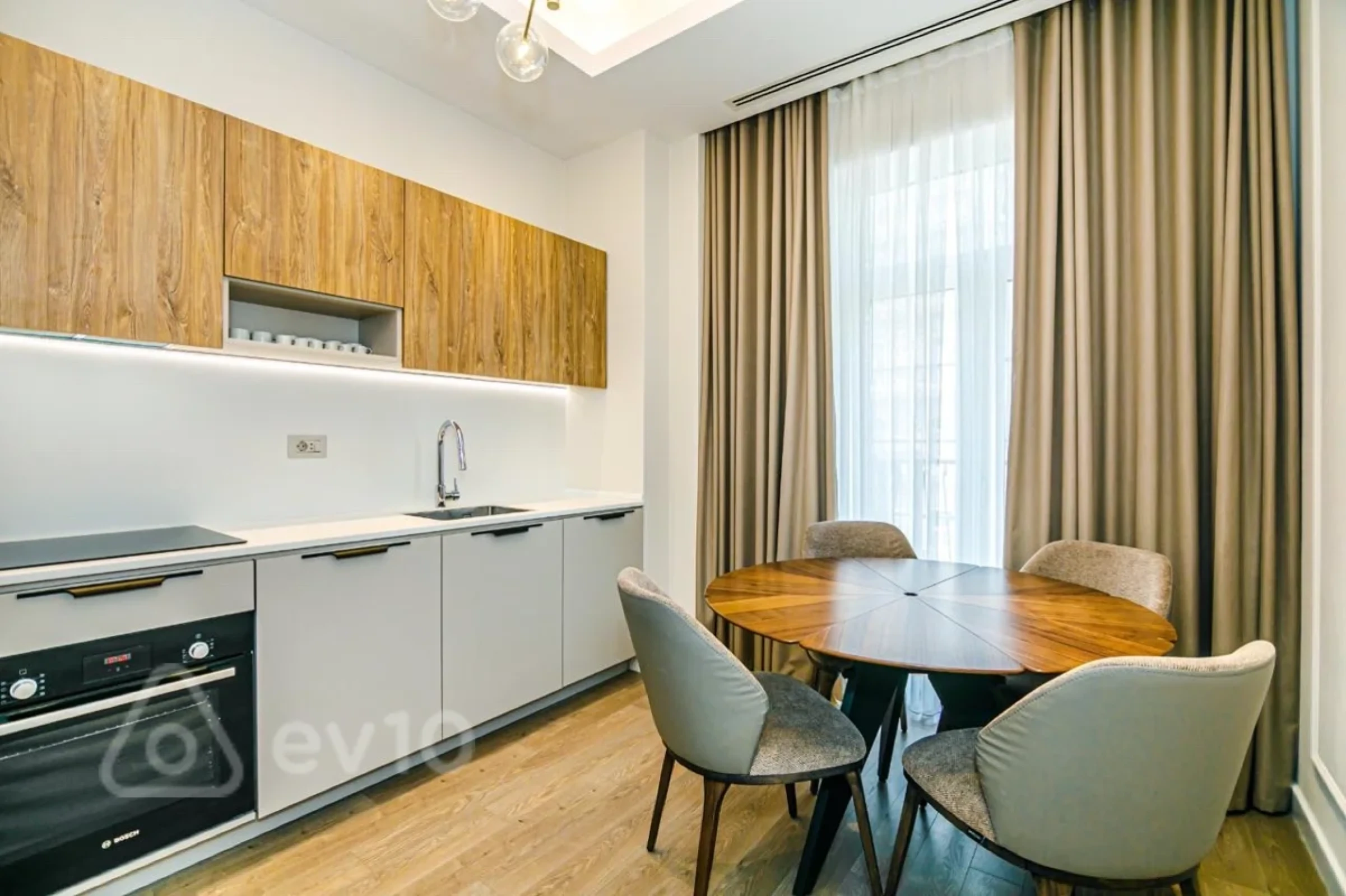 Kirayə verilir 3 otaqlı yeni tikili 110 m²