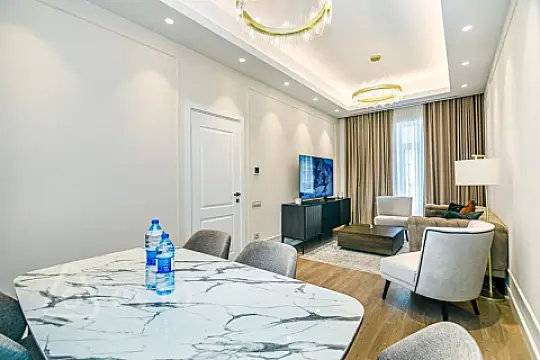 Kirayə verilir 3 otaqlı yeni tikili 110 m²
