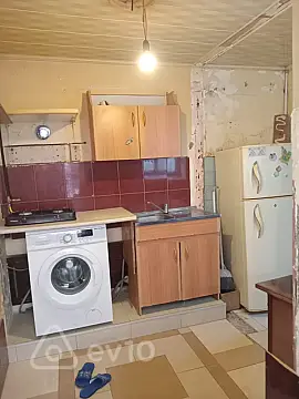 Kirayə verilir 1 otaqlı həyət evi 30 m²