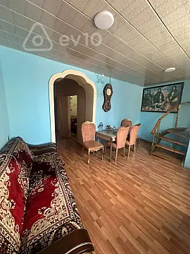 Kirayə verilir 3 otaqlı köhnə tikili 80 m²