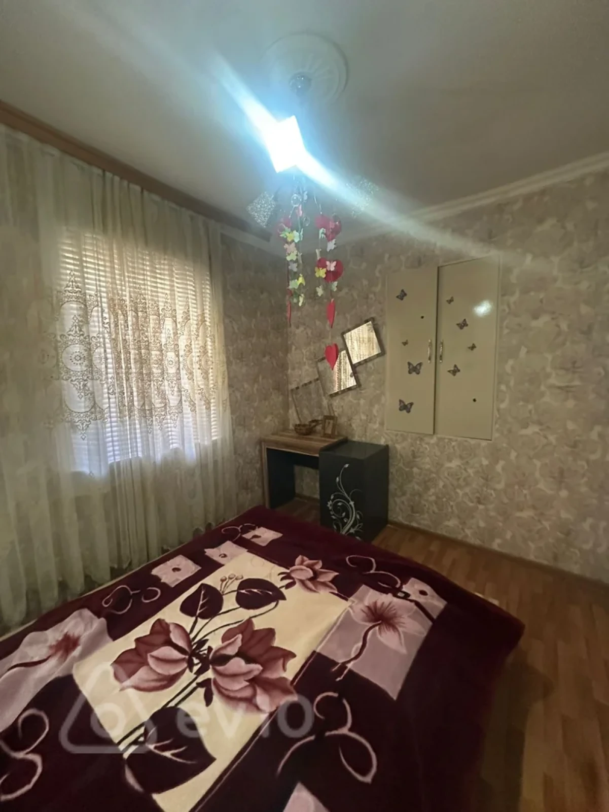 Kirayə verilir 3 otaqlı köhnə tikili 80 m²