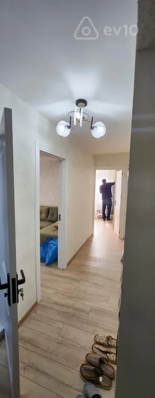 Kirayə verilir 2 otaqlı yeni tikili 50 m²