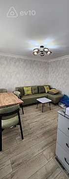 Kirayə verilir 2 otaqlı yeni tikili 50 m²