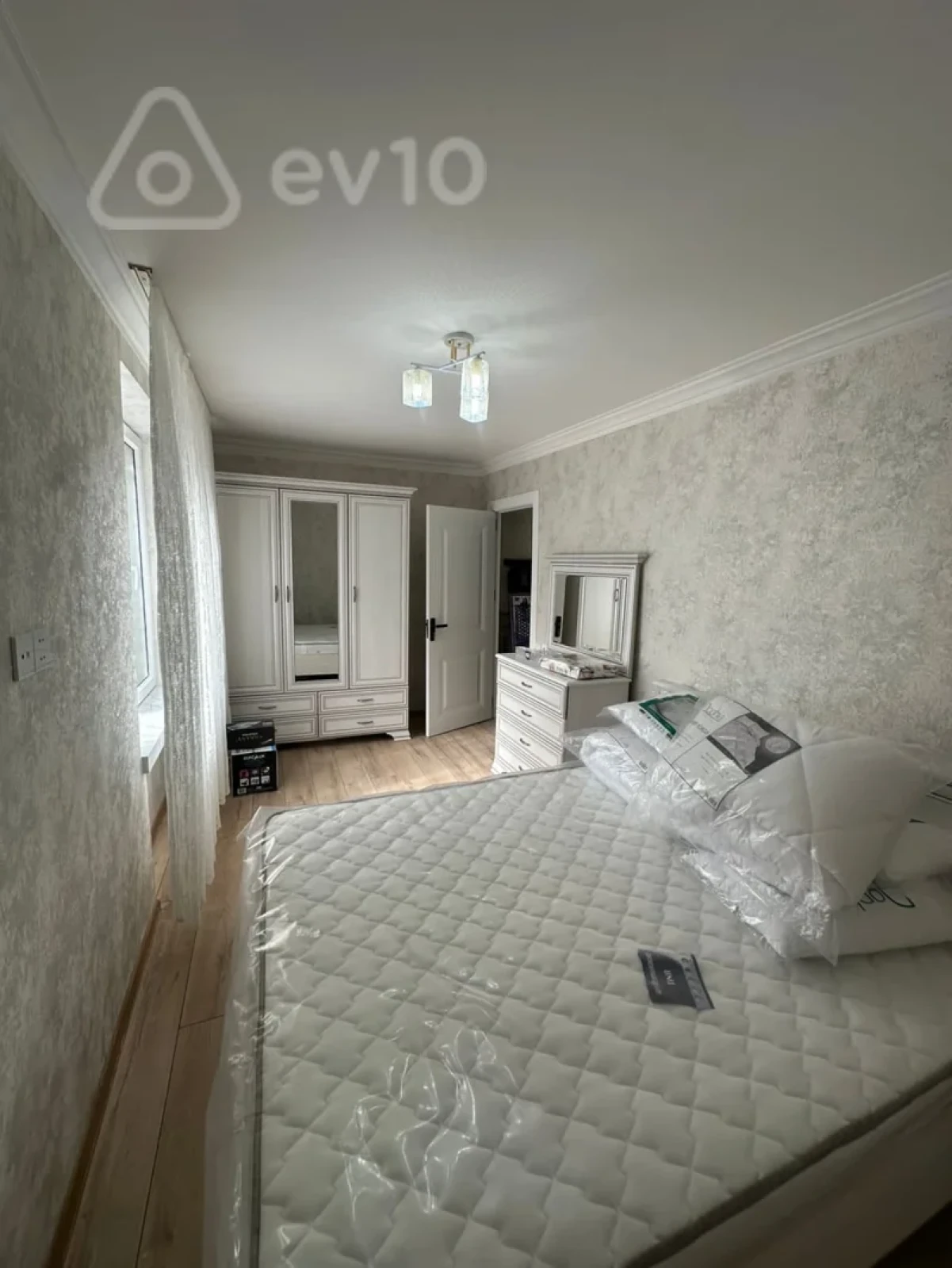 Kirayə verilir 2 otaqlı yeni tikili 50 m²