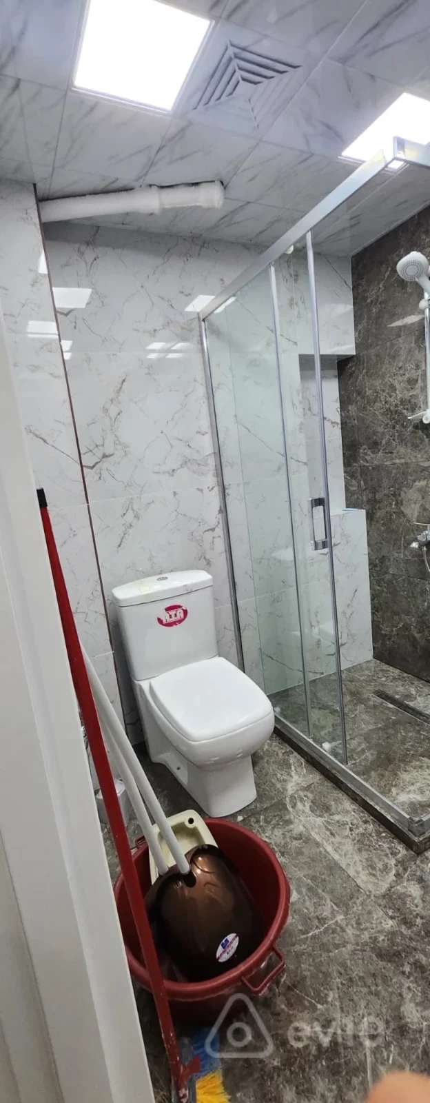 Kirayə verilir 2 otaqlı yeni tikili 50 m²