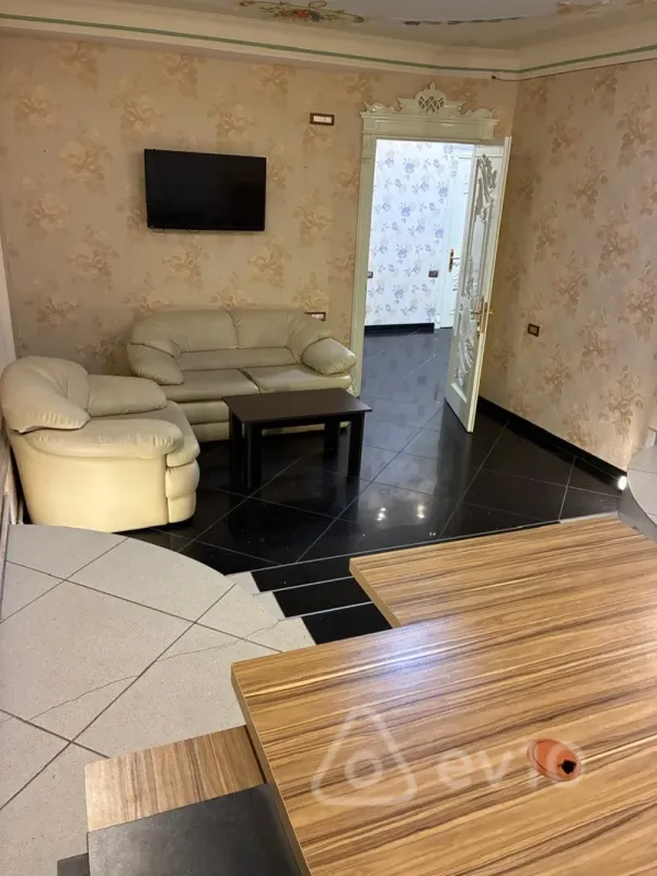 Kirayə verilir 3 otaqlı ofis 90 m²