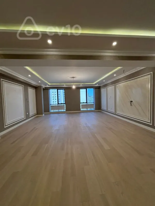 Satılır 4 otaqlı yeni tikili 242 m²