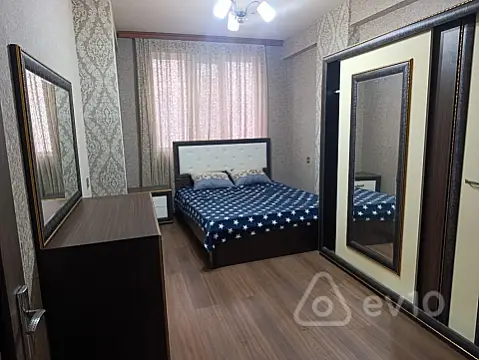 Kirayə verilir 2 otaqlı yeni tikili 50 m²