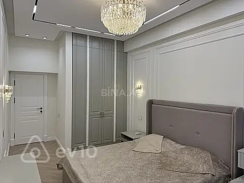 Kirayə verilir 2 otaqlı yeni tikili 73 m²